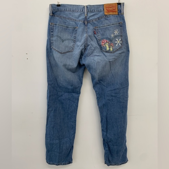 Vintage Levi’s 505 Jeans w/ Hand painted Hippy Floral and Mushrooms - Picture 6 of 8